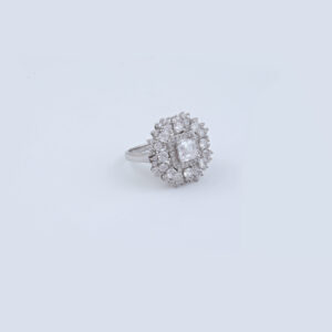 Square Flower Diomaned Ring