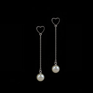 Small heart-stud earrings